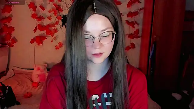 HoneyDazzle online show from 10-10-25, 07:35