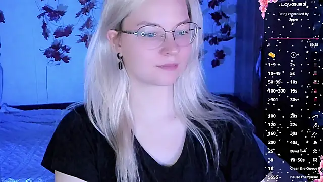 HoneyDazzle online show from 11-16-25, 06:57