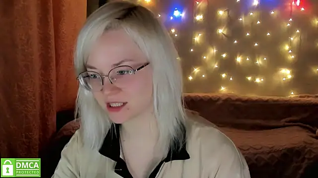 HoneyDazzle online show from 12-04-25, 09:12