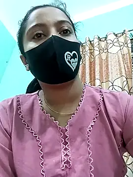 daisy-03 online show from 11-20-25, 03:23