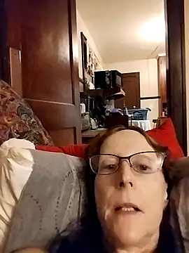 Snapshot of Spicylady1234 chatting on 12-16-25, 02:16 Spicylady1234 online show from 12-16-25, 02:16