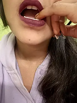 Snapshot of Beautiful_Eye chatting on 01-16-26, 05:17 Beautiful Eye online show from 01-16-26, 05:17