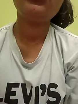 Snapshot of Beautiful_Eye chatting on 02-02-26, 04:49 Beautiful Eye online show from 02-02-26, 04:49