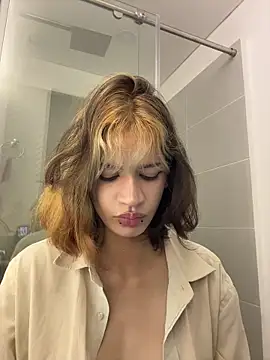 sukulaurens online show from 11-09-25, 01:59