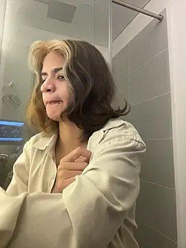 sukulaurens online show from 11-19-25, 06:35