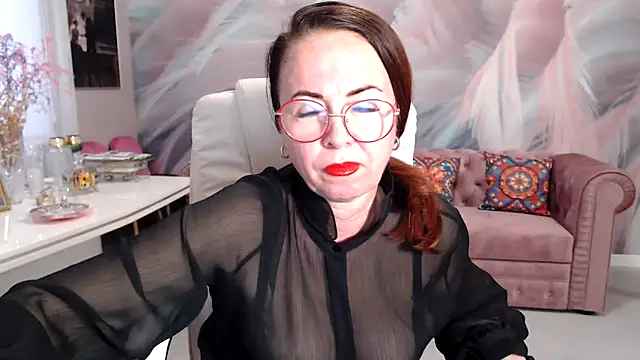 Snapshot of Arisa5000 chatting on 10-01-25, 02:01 Arisa5000 online show from 10-01-25, 02:01