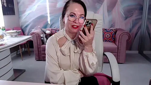 Snapshot of Arisa5000 chatting on 11-03-25, 06:36 Arisa5000 online show from 11-03-25, 06:36