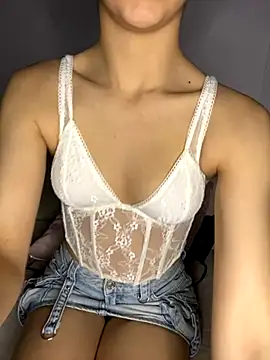 christalles online show from 11-22-25, 08:30