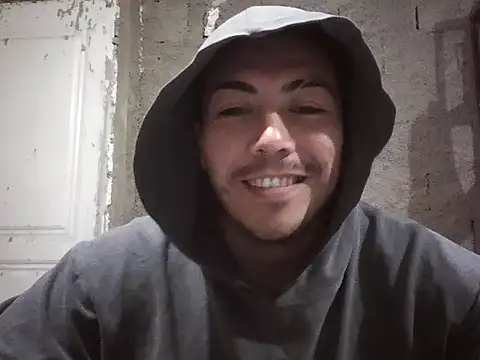 Lucius-08 online show from 10-05-25, 10:51