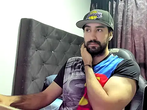 coolfriki online show from 10-13-25, 02:50