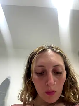 Snapshot of Mia_dca chatting on 10-27-25, 06:01 Mia dca online show from 10-27-25, 06:01