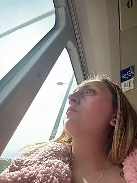 Snapshot of Mia_dca chatting on 12-03-25, 06:50 Mia dca online show from 12-03-25, 06:50