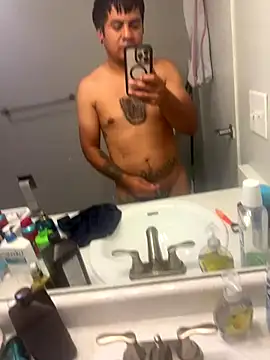 Snapshot of hotvinxxx chatting on 10-24-25, 08:55 hotvinxxx online show from 10-24-25, 08:55