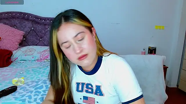 Hanssel tess online show from 11-25-25, 06:52