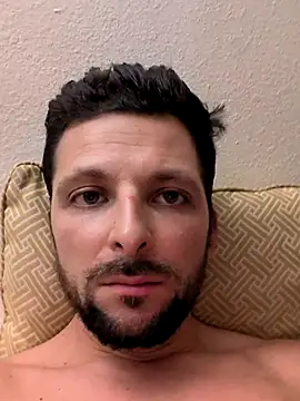 Snapshot of felipelon07 chatting on 12-05-25, 03:04 felipelon07 online show from 12-05-25, 03:04