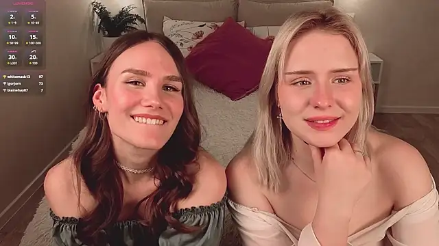 Snapshot of Mol_l_y chatting on 11-15-25, 02:02 Mol l y online show from 11-15-25, 02:02