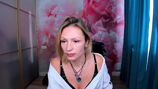 AlinaMoor online show from 11-14-25, 06:45