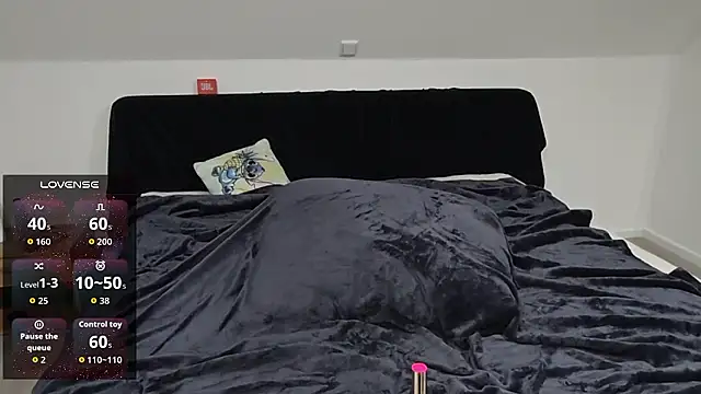 Snapshot of JulX_Devot chatting on 01-06-26, 06:33 JulX Devot online show from 01-06-26, 06:33