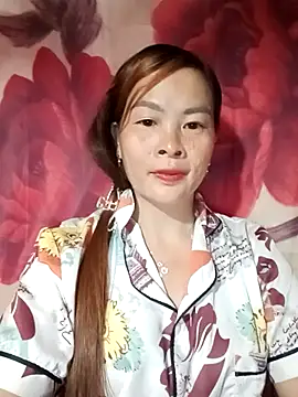 lucky774- online show from 11-04-25, 12:32