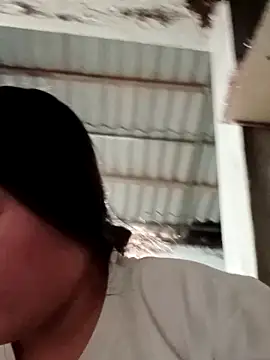 Snapshot of TrangNemo chatting on 10-12-25, 09:52 TrangNemo online show from 10-12-25, 09:52