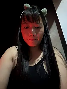 Snapshot of TrangNemo chatting on 12-04-25, 10:13 TrangNemo online show from 12-04-25, 10:13