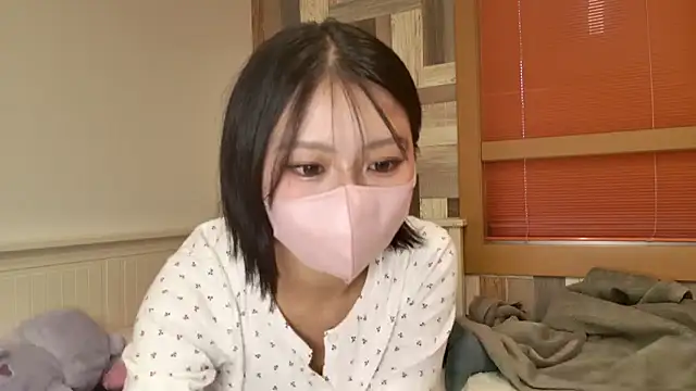 Snapshot of moka_latte chatting on 05-26-26, 09:38 moka latte online show from 05-26-26, 09:38