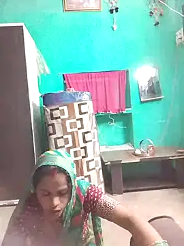 Hot eras36 online show from 10-10-25, 05:34