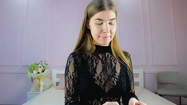 LexieSugar online show from 10-17-25, 01:57