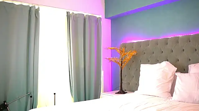 Snapshot of NatalieDelices chatting on 05-24-26, 04:56 NatalieDelices online show from 05-24-26, 04:56