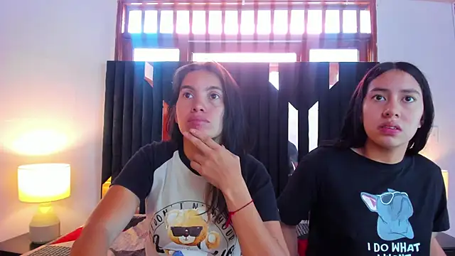 Snapshot of Sofy_and_Mia chatting on 10-15-25, 12:05 Sofy and Mia online show from 10-15-25, 12:05