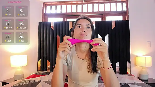 Snapshot of Sofy_and_Mia chatting on 10-25-25, 12:45 Sofy and Mia online show from 10-25-25, 12:45