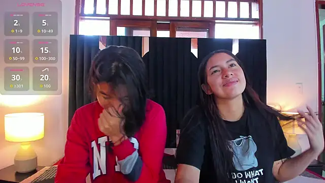 Snapshot of Sofy_and_Mia chatting on 11-11-25, 12:16 Sofy and Mia online show from 11-11-25, 12:16