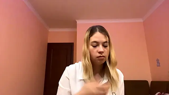 SweetyLolys online show from 10-21-25, 04:08