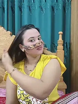 Snapshot of Beauty_Queen_Soniya chatting on 06-07-26, 07:17 Beauty Queen Soniya online show from 06-07-26, 07:17