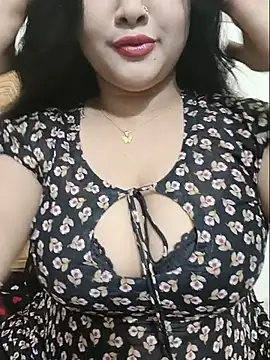 Snapshot of Beauty_Queen_Soniya chatting on 07-15-26, 06:46 Beauty Queen Soniya online show from 07-15-26, 06:46