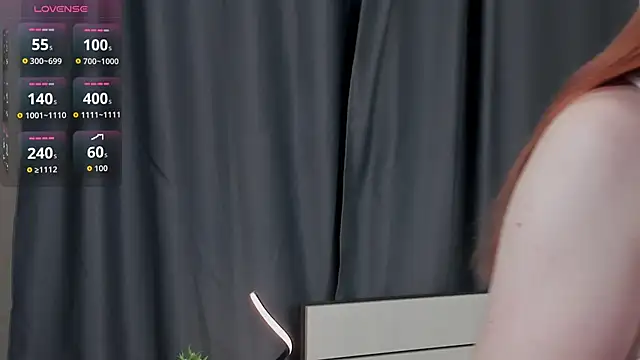 KellyeOun online show from 11-11-25, 01:16