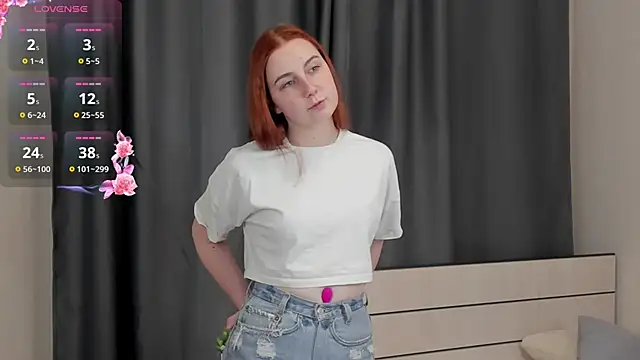 KellyeOun online show from 11-12-25, 02:01