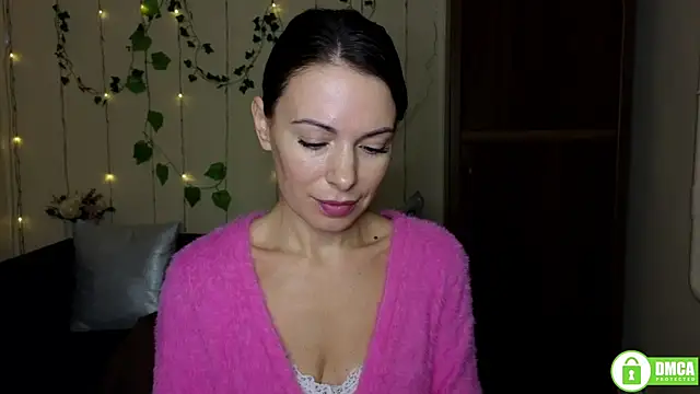 Rita lovvylyou online show from 10-25-25, 11:29