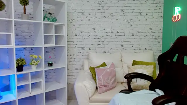 hannahjackson  online show from 11-13-25, 11:42