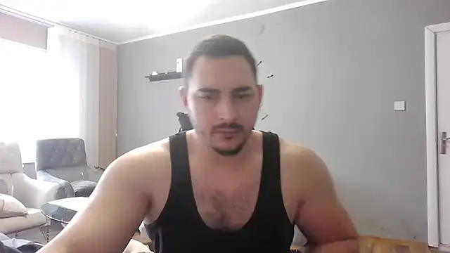 Snapshot of mastermute chatting on 01-14-26, 06:52 mastermute online show from 01-14-26, 06:52