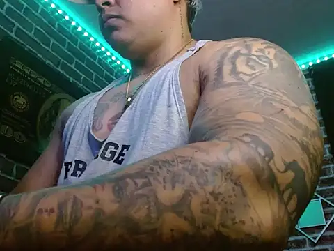 jordan bigcock  online show from 10-09-25, 07:17