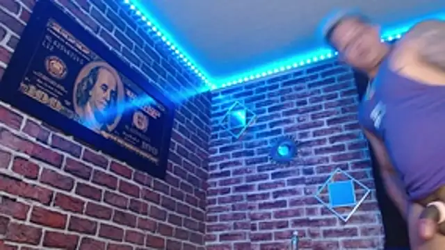 jordan bigcock  online show from 11-02-25, 07:49