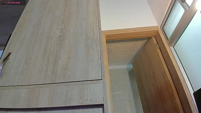 Snapshot of TianaGlow44 chatting on 05-18-26, 11:27 TianaGlow44 online show from 05-18-26, 11:27