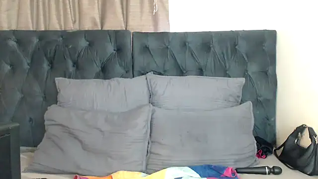 MissLola026 online show from 07-21-26, 02:58