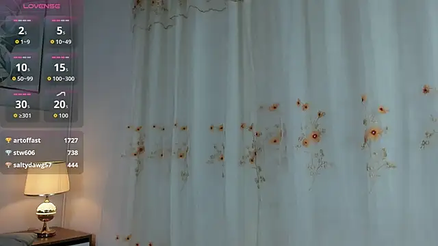 celeste collins  online show from 11-23-25, 08:36