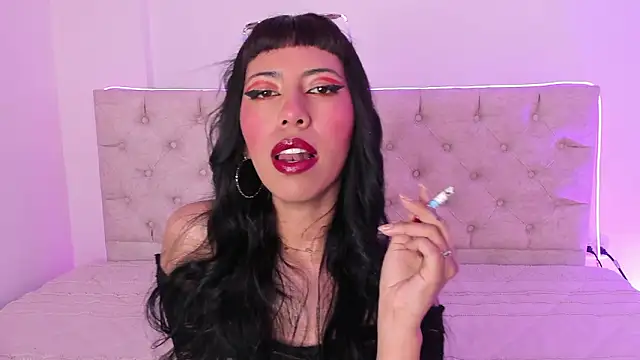 Snapshot of Nina_fox_0691 chatting on 02-05-26, 02:33 Nina fox 0691 online show from 02-05-26, 02:33