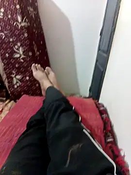 Snapshot of latarak321 chatting on 11-21-25, 12:48 latarak321 online show from 11-21-25, 12:48