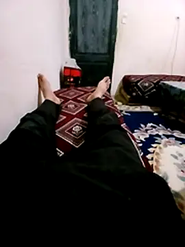 Snapshot of latarak321 chatting on 02-17-26, 06:03 latarak321 online show from 02-17-26, 06:03