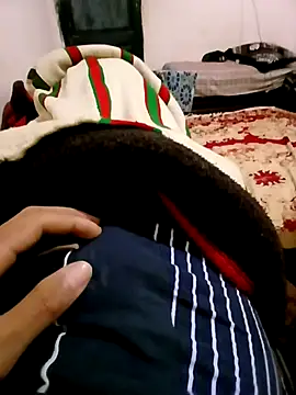 Snapshot of latarak321 chatting on 03-21-26, 08:19 latarak321 online show from 03-21-26, 08:19