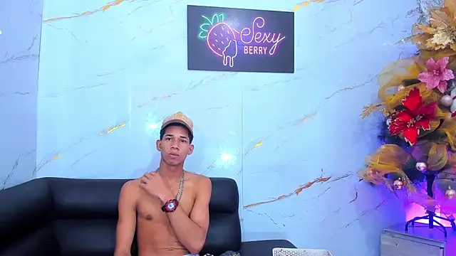 Little nicoll online show from 12-04-25, 10:51